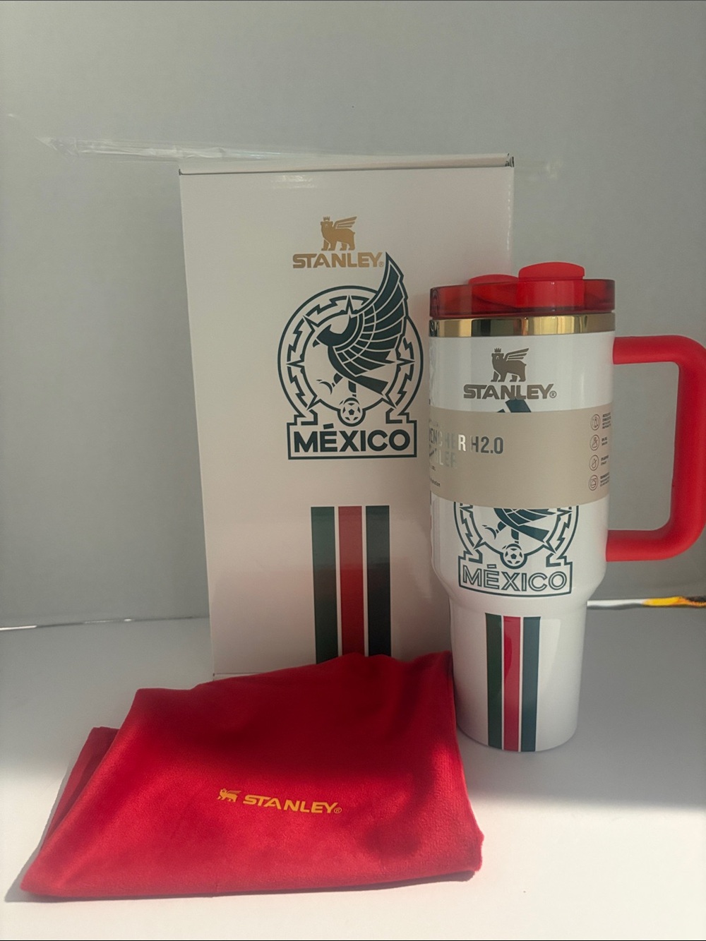 Stanley White & Red Mexico Travel Tumbler with Tricolor Stripe